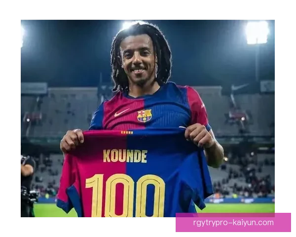 孔德边后卫表现持续提升，助力球队防线稳定。