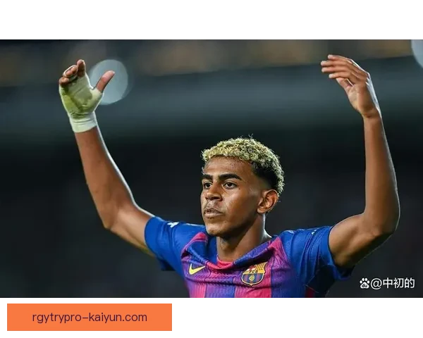 恩里克在边后卫角色上的表现分析与战术适应能力提升